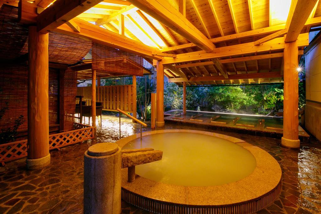 Iizaka Hotel Juraku Фукусима Экстерьер фото